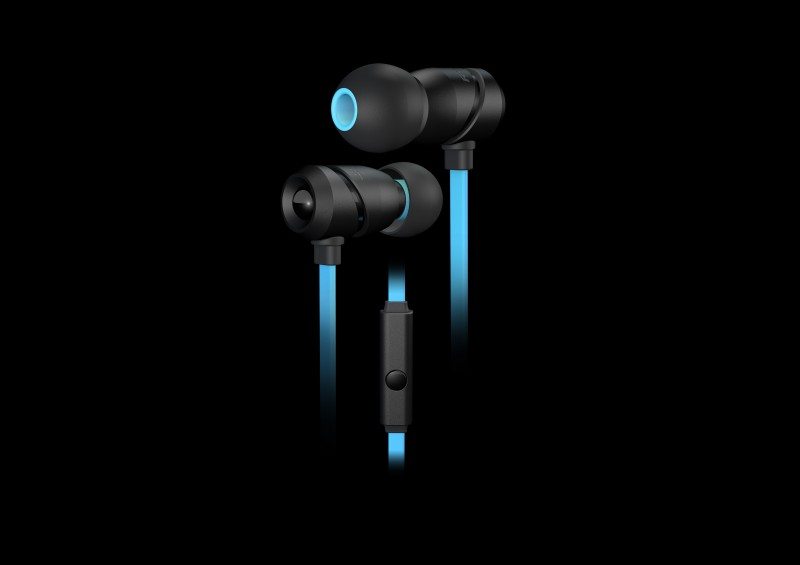 ROCCAT Aluma New In-Ear Headset in Stores Now
